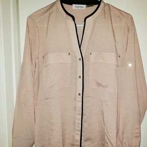 CALVIN KLEIN BRAND NEW SIZE SMALL
